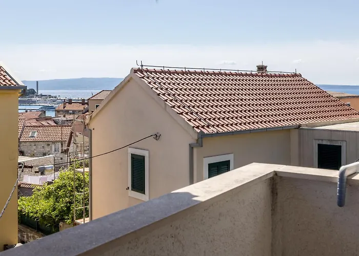 公寓 Split Central City Apartment
