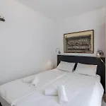 아파트 Split Central City Apartment *