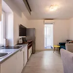 아파트 Split Central City Apartment 스플리트