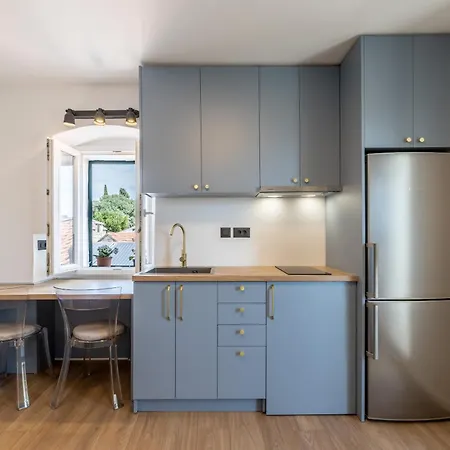Split Central City Apartment