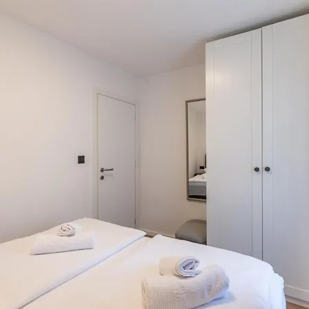 Split Central City Apartment Split