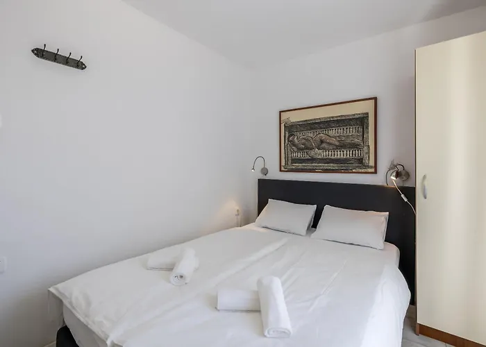 דירה Split Central City Apartment *