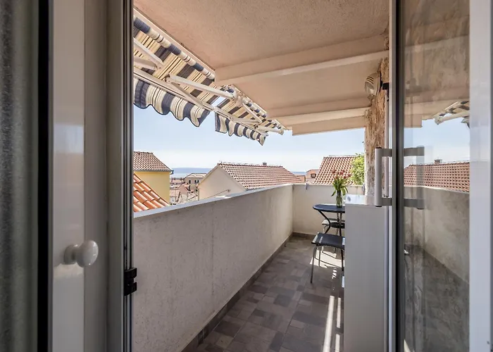 Split Central City Apartment ספליט